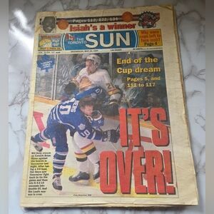 Toronto Maple Leafs "It's Over" Toronto Sun Newspaper May 25 1994 Sunshine girl